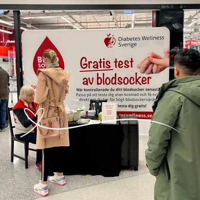 VISITORS WERE OFFERED THE OPPORTUNITY TO TEST THEIR BLOOD SUGAR FOR FREE